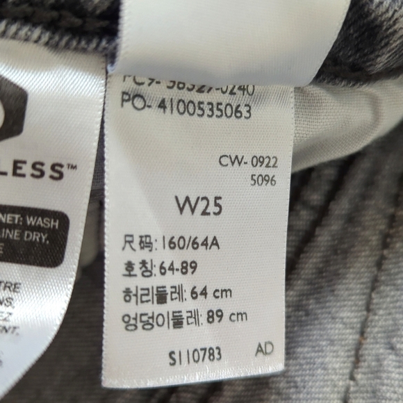 Levi's Premium 501 Classic High Rise Cut Off Raw Hem Button Fly Jean Shorts 25 - Picture 6 of 13